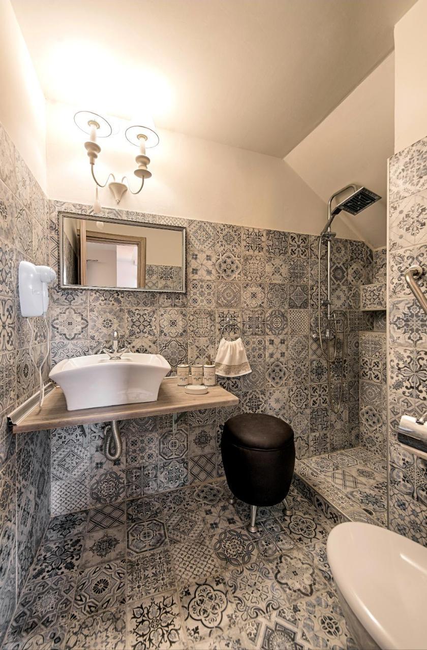 Lindos Luxury Retro Villas Exterior photo