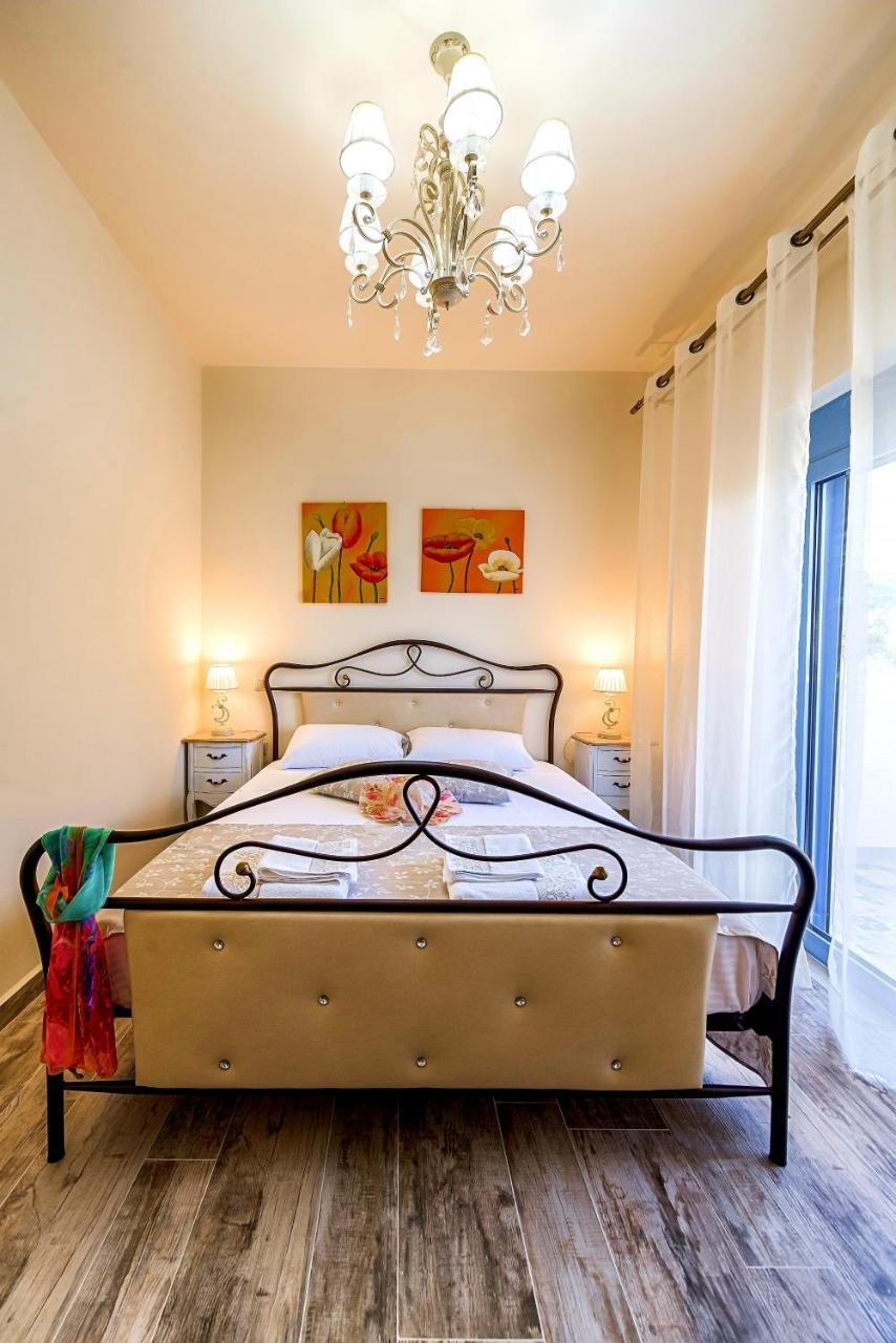 Lindos Luxury Retro Villas Exterior photo